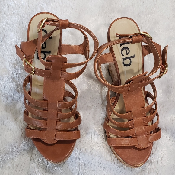 Gladiator Wedges - Picture 2 of 3